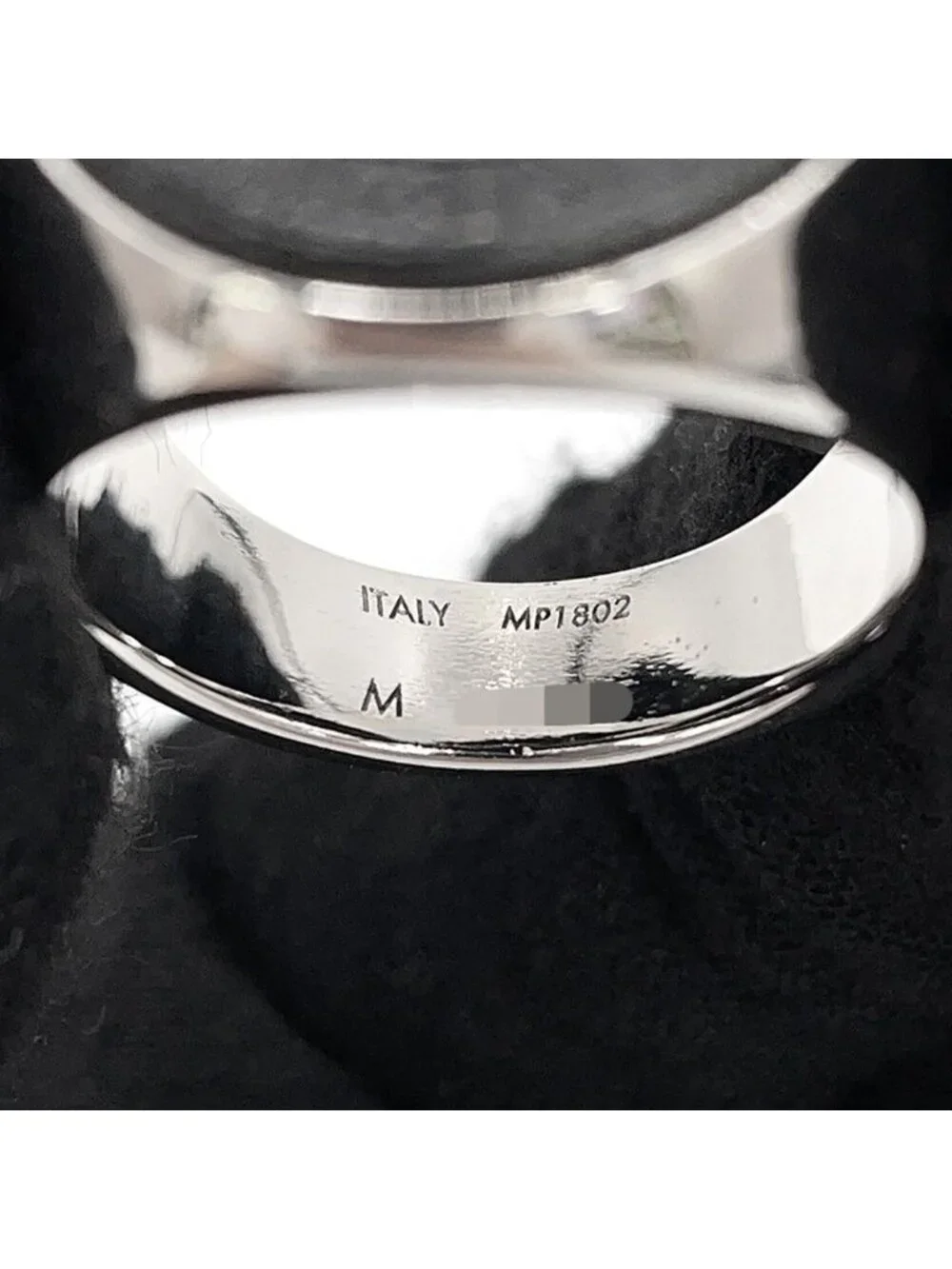 Louis Vuitton Ring Traveles Signet Metal